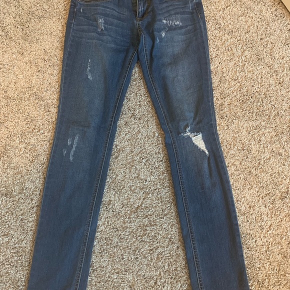 Bundle of women’s jeans - Picture 2 of 4